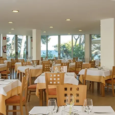 Iberostar Waves Pinos Park 4* Font de sa Cala