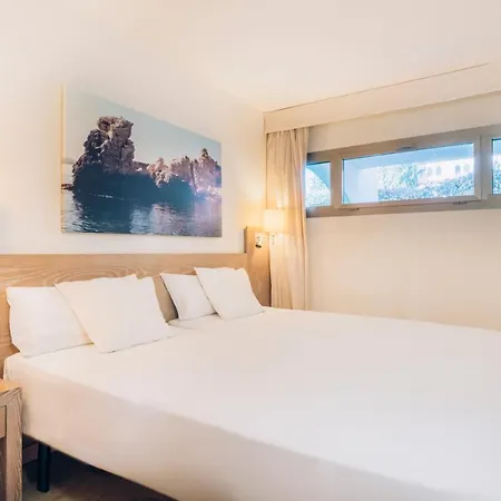 Iberostar Waves Pinos Park Ξενοδοχείο 4*