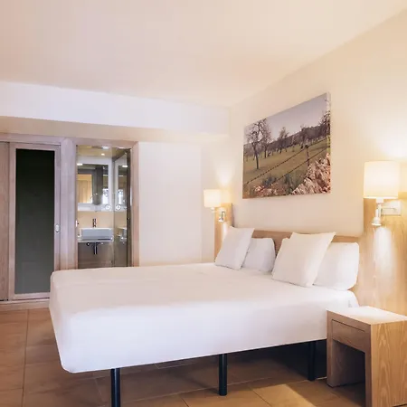 Ξενοδοχείο Iberostar Waves Pinos Park 4*