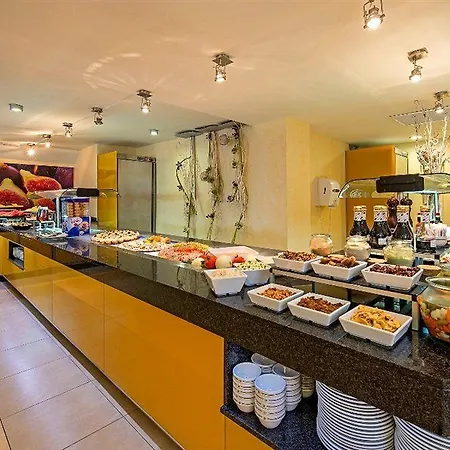 Iberostar Waves Pinos Park 4*